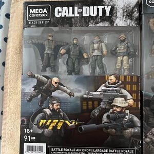 CALL OF DUTY MEGA CONSTRUX BATTLE ROYALE AIR DROP/BRUTE WEAPONS NIB